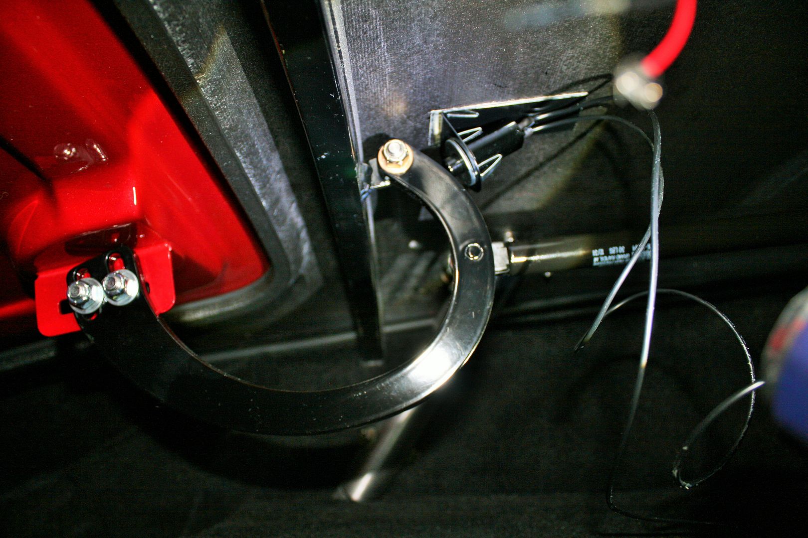 Trunk struts - FFCars.com : Factory Five Racing Discussion Forum